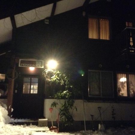Pension Roku Hakuba Buitenkant foto