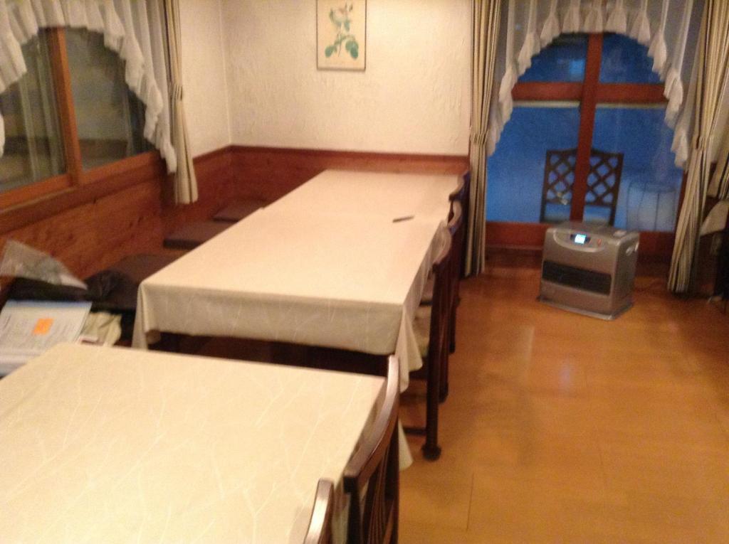 Pension Roku Hakuba Buitenkant foto